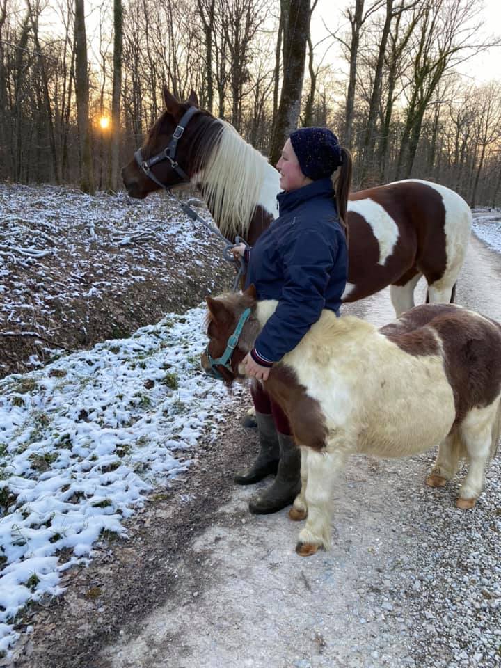 poney jument cavalière